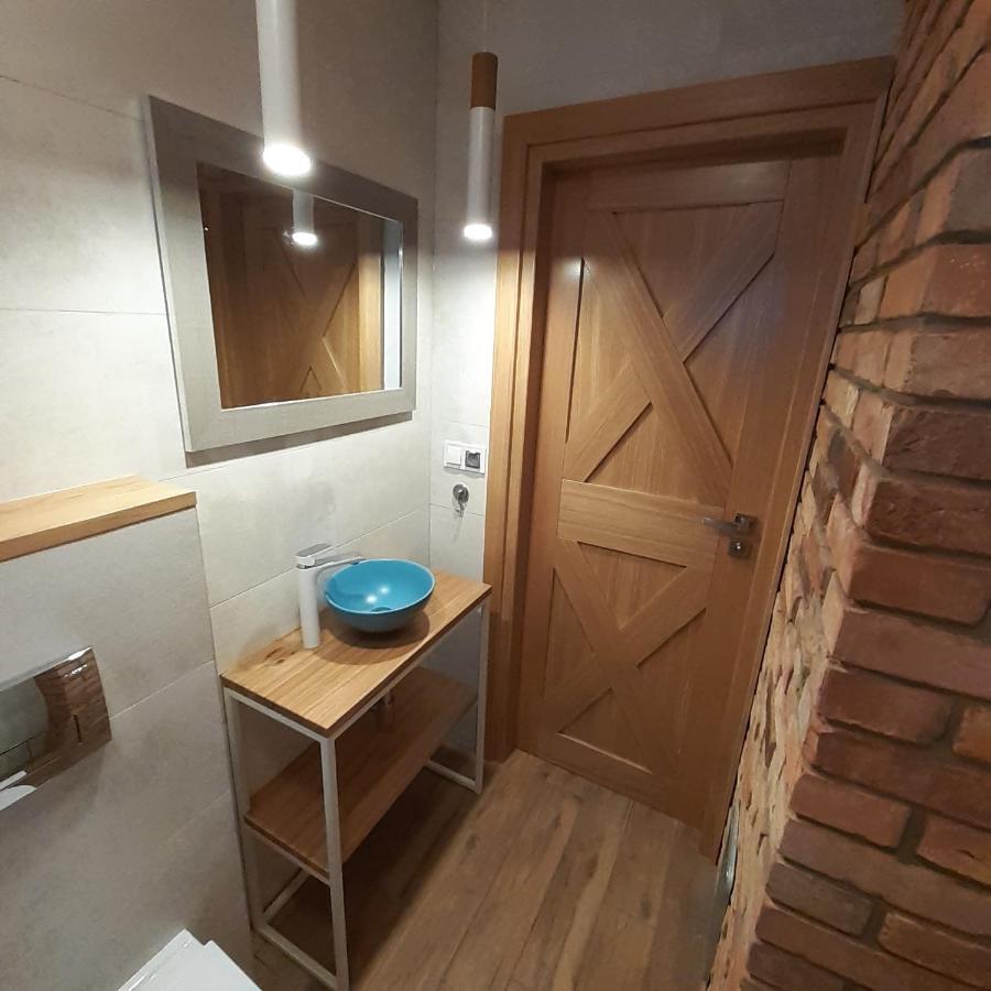 Pastelowy Domek Z Balia Elektryczna Z Jacuzzi Zalakowo Exteriér fotografie