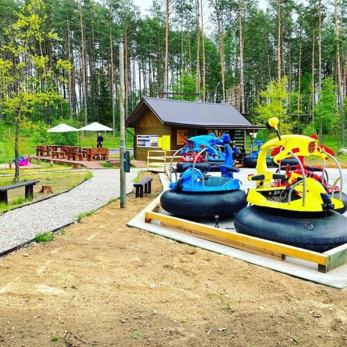 Pastelowy Domek Z Balia Elektryczna Z Jacuzzi Zalakowo Exteriér fotografie